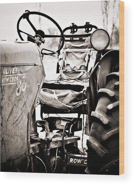 Americana Wood Print featuring the photograph Beautiful Oliver Row Crop old tractor by Marilyn Hunt