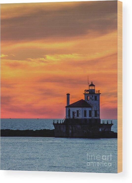Lighthouse Wood Print featuring the photograph Lighthouse Silhouette by Rod Best