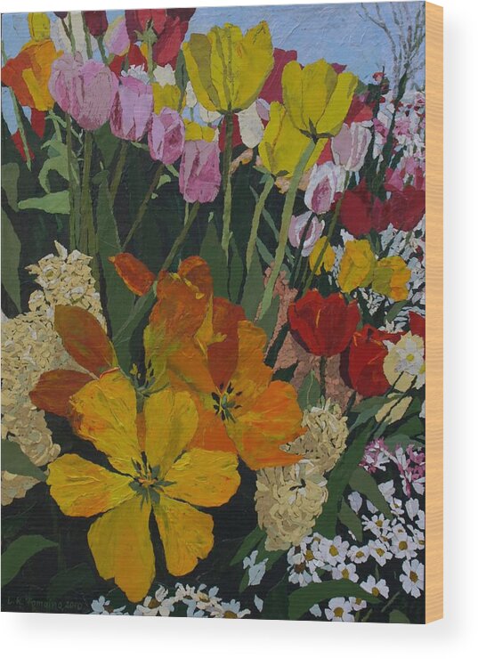 Floral Wood Print featuring the painting Smith's Bulb Show by Leah Tomaino