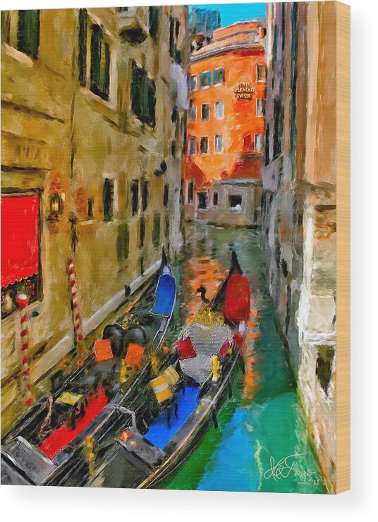 Italia Wood Print featuring the photograph Venice. Splendid Svisse by Juan Carlos Ferro Duque