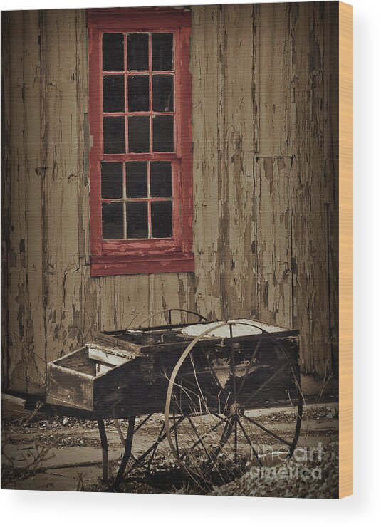 Farm Wood Print featuring the digital art Hay Cart by Kirt Tisdale