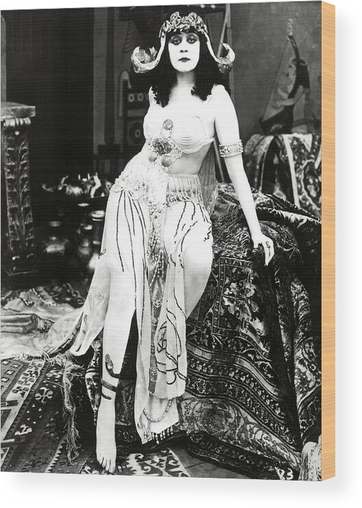 Cleopatra Wood Print featuring the photograph THEDA BARA in CLEOPATRA -1917-. #3 by Album