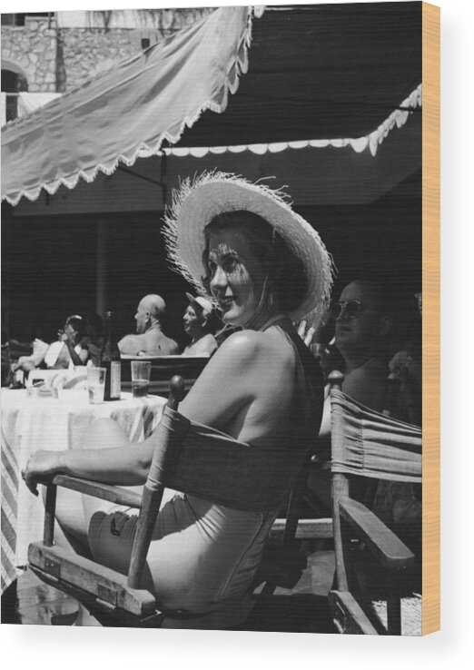 Singer Wood Print featuring the photograph Capri Holiday by Keystone Features