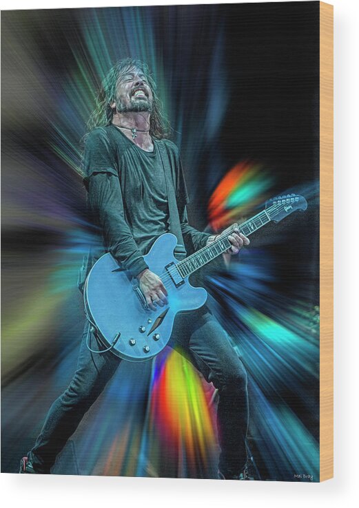 Dave Grohl Wood Print featuring the mixed media Dave Grohl Live on Stage by Mal Bray