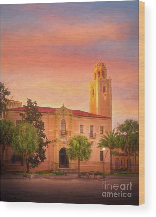 Anna Maria Island Wood Print featuring the photograph Historic Courthouse in Sarasota, Florida, Impressionism by Liesl Walsh