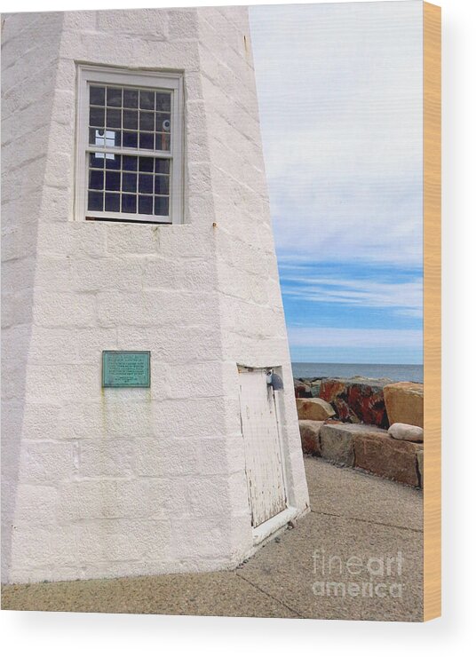 Scituate Light Wood Print featuring the photograph Lighthouse in Scituate by Janice Drew