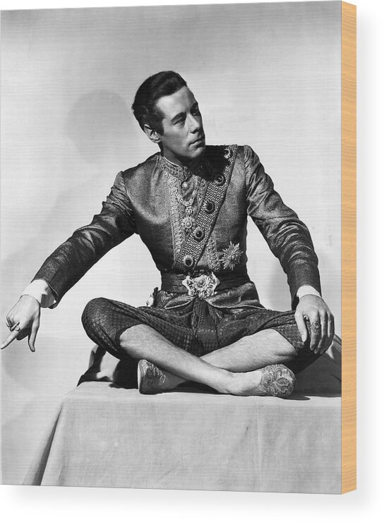 Rex Harrison Wood Print featuring the photograph REX HARRISON in ANNA AND THE KING OF SIAM -1946-, directed by JOHN CROMWELL. by Album