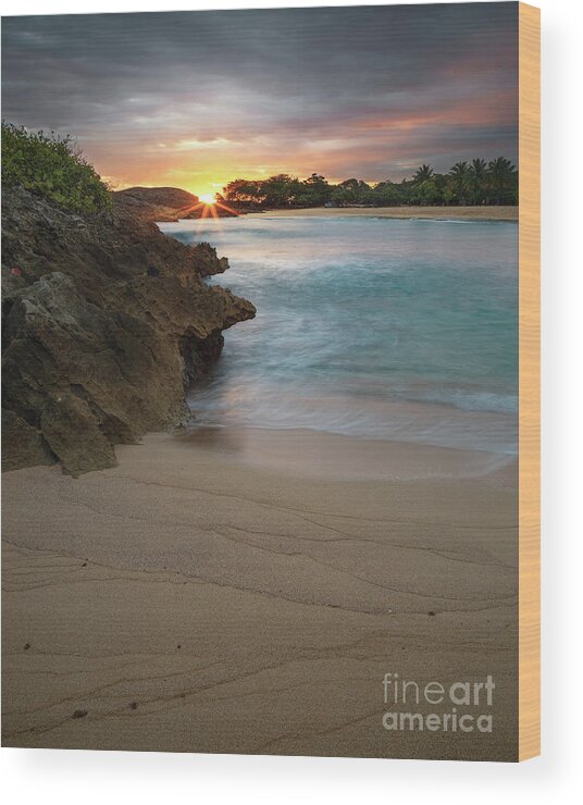 Puerto Rico Wood Print featuring the photograph Sunrise in Mar Chiquita by Ernesto Ruiz