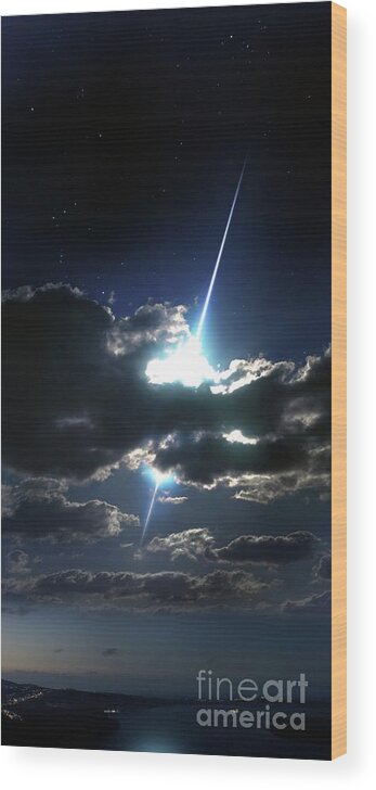 Astronomical Wood Print featuring the photograph Meteor Trace #3 by Detlev Van Ravenswaay/science Photo Library