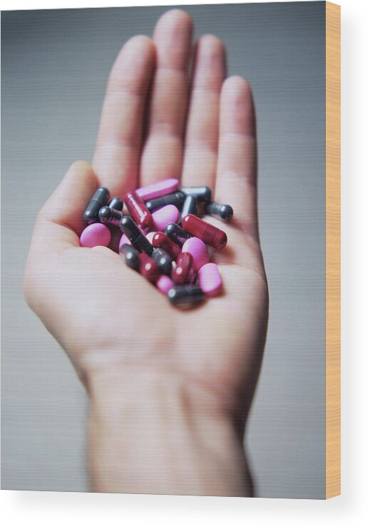 Magnesium Wood Print featuring the photograph Pills #3 by Cristina Pedrazzini/science Photo Library