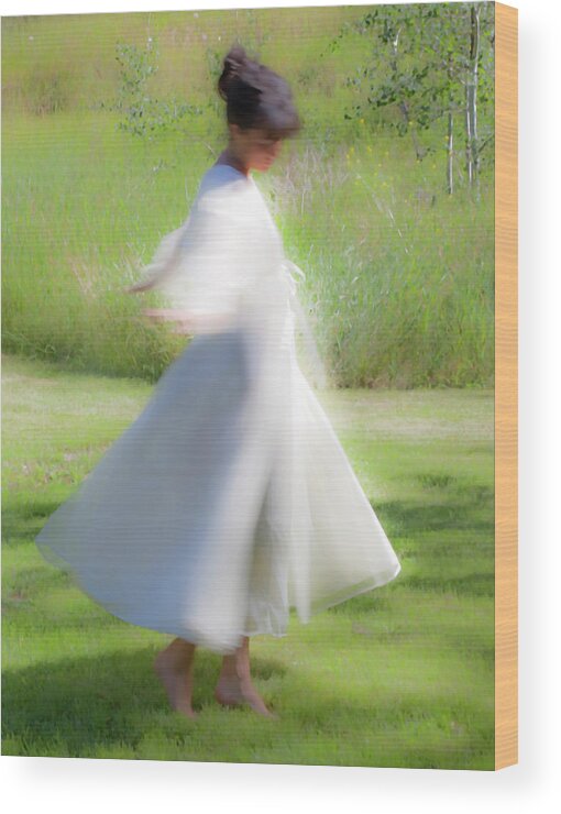 Impressionist Wood Print featuring the photograph Dancing In The Sun by Theresa Tahara