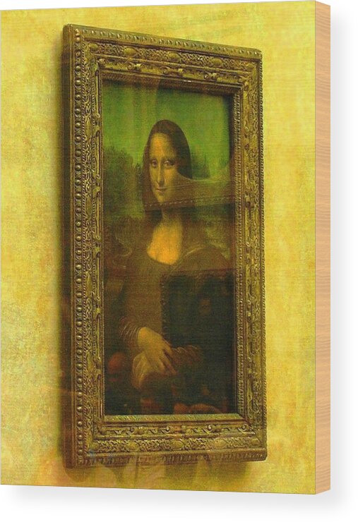 Mona Lisa Wood Print featuring the photograph Glance at Mona Lisa by Oleg Zavarzin