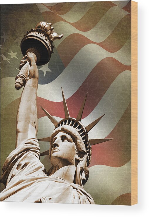 Statue Of Liberty Wood Print featuring the photograph Statue of Liberty by Mark Rogan