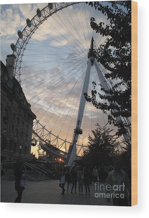 London Wood Print featuring the photograph London Eye by Louise Peardon