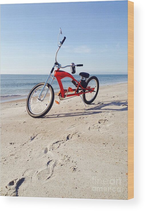 Beach Wood Print featuring the photograph Beach Cruiser by WaLdEmAr BoRrErO