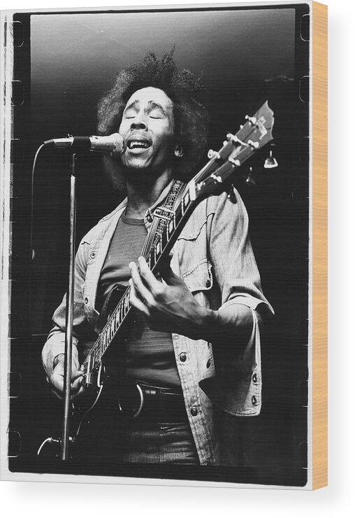 Music Wood Print featuring the photograph Bob Marley Performing by Paul Hyman