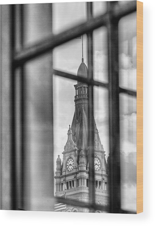 City Hall Milwaukee Wood Print featuring the photograph Elegant Lady by Kristine Hinrichs