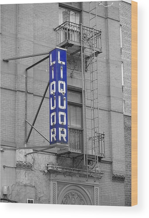 Richard Reeve Wood Print featuring the photograph Liquor Store NYC by Richard Reeve