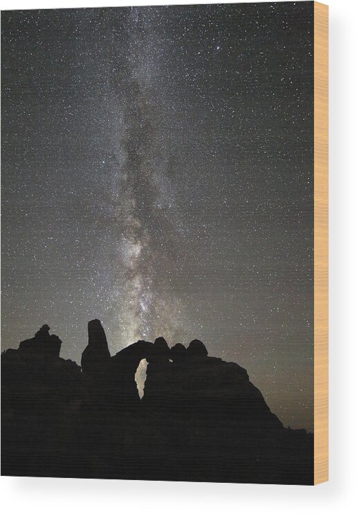 Milky Way Wood Print featuring the photograph Milky Way over Turret Arch by Jean Clark