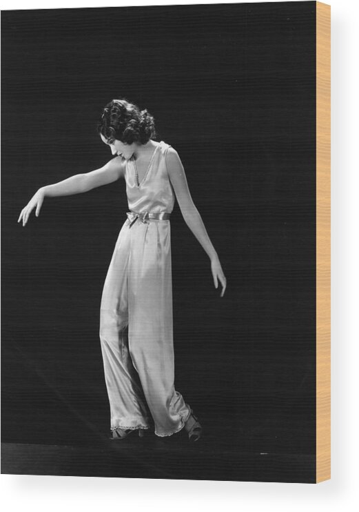 People Wood Print featuring the photograph Fay Wray by Hulton Archive