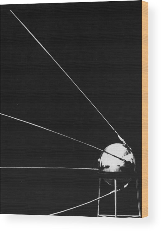 Taking Off Wood Print featuring the photograph Sputnik I by Hulton Archive