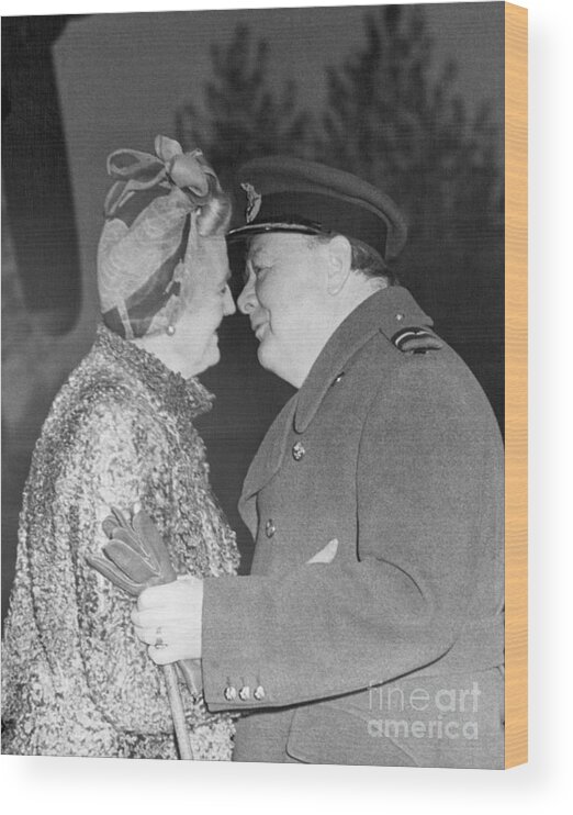 People Wood Print featuring the photograph Winston And Clementine Churchill Kissing by Bettmann