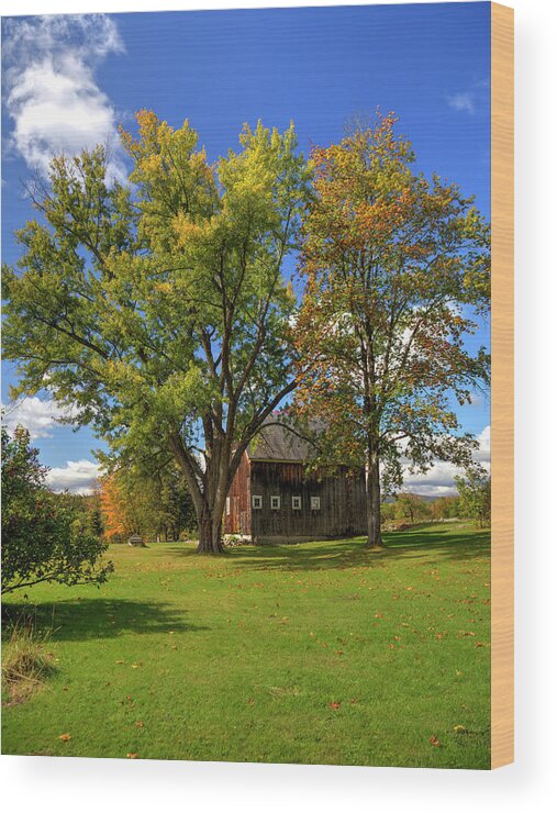 Fine Art Wood Print featuring the photograph Colonial Style Barn by Robert Harris