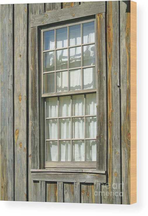 Window Wood Print featuring the photograph Window In The Hodge Home by D Hackett