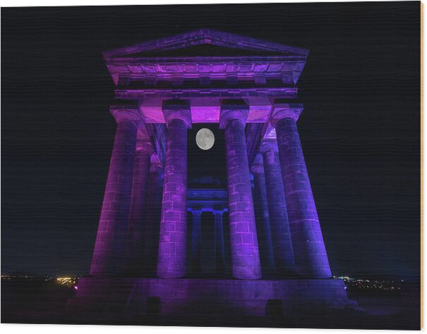 Penshaw Wood Print featuring the photograph Penshaw Monument 2 by Steev Stamford