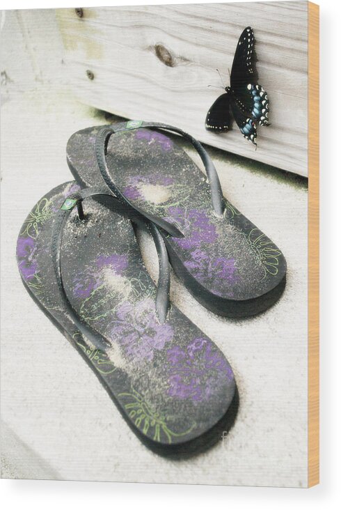 Butterfly Wood Print featuring the photograph Butterfly Summer by Angela DeFrias