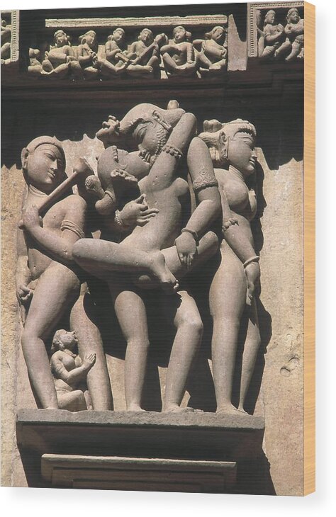 Vertical Wood Print featuring the photograph India. Madhya Pradesh. Khajraho. Hindu by Everett
