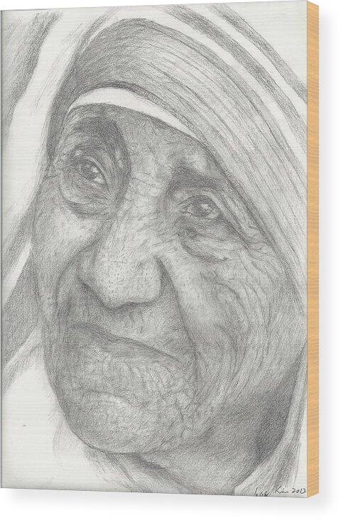 Pencil Drawing Of Mother Teresa Wood Print featuring the drawing Mother Teresa by Hae Kim