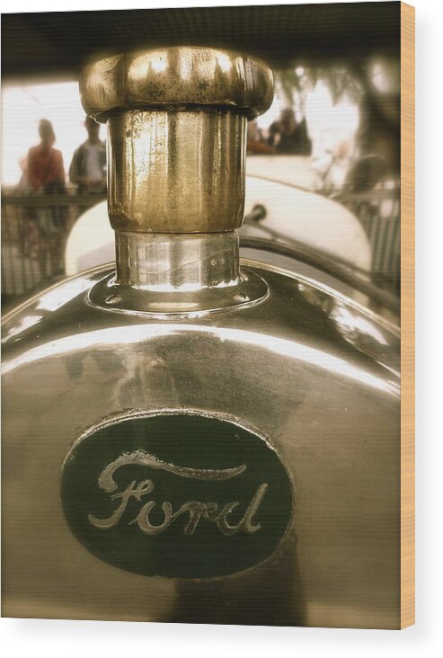 Ford Model T Wood Print featuring the photograph 1918 Ford Model T Indianapolis Hood Badge by John Colley