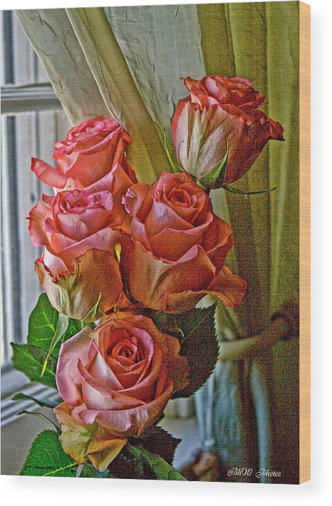 Roses Wood Print featuring the photograph Cindy's Roses #1 by Bonnie Willis