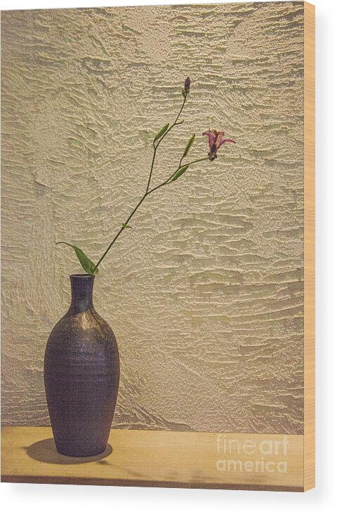 Still Life Wood Print featuring the photograph Elegant Still Life by Shirley Mangini