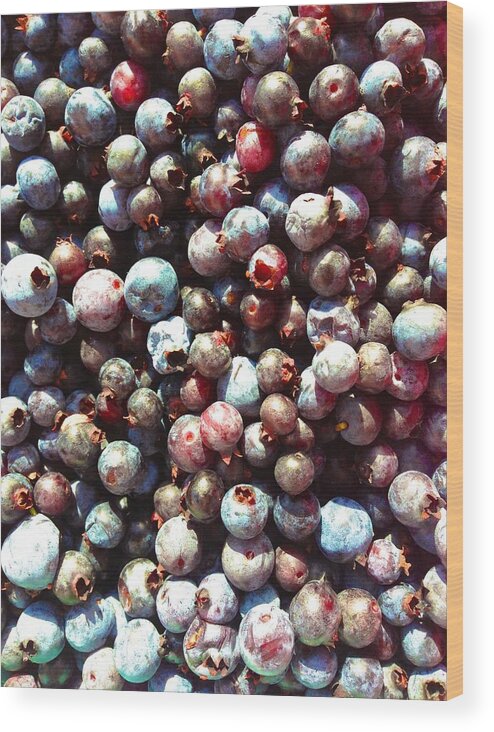  Wood Print featuring the photograph Maine Blueberries by Polly Castor