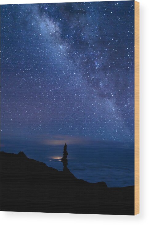 Milky Way Wood Print featuring the photograph Pointing to the Heavens by Susan Rissi Tregoning