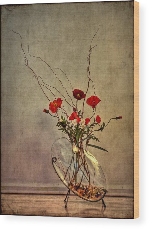 Flower Wood Print featuring the photograph Seeking Harmony by Evelina Kremsdorf