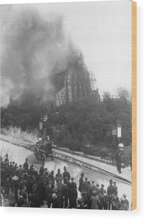 Crowd Wood Print featuring the photograph Arson Attack by Hulton Archive