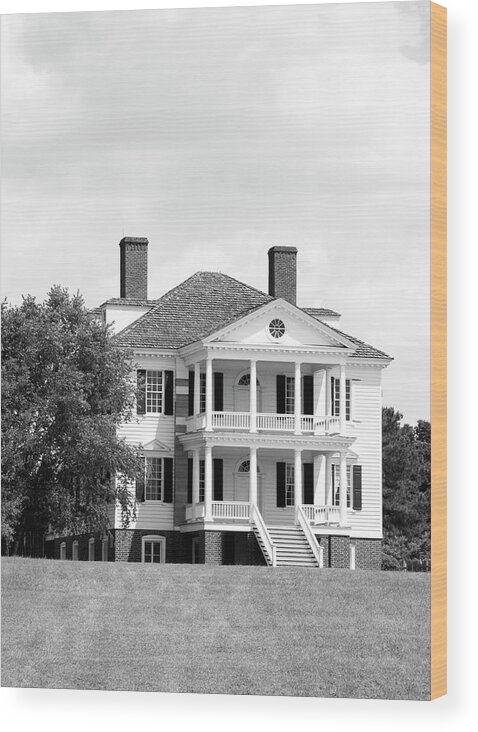 Black And White Photo Of Kershaw House Wood Print featuring the photograph Kershaw House Camden SC VBW by Bob Pardue
