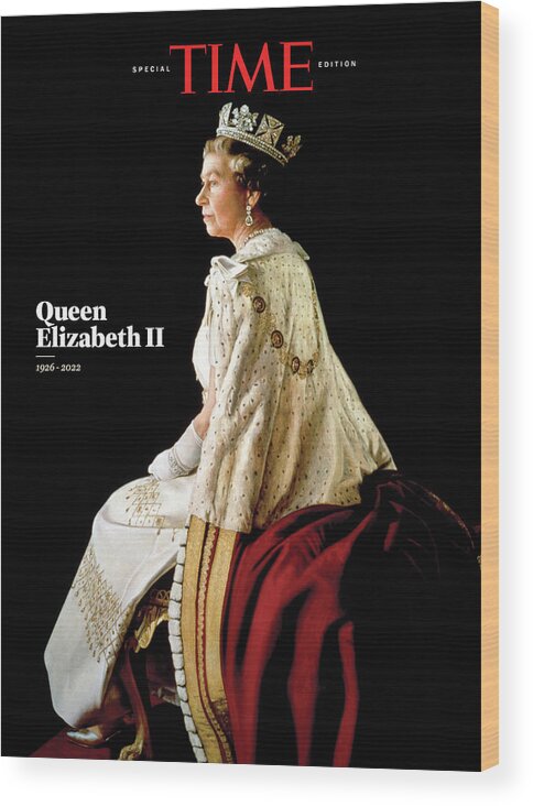 Queen Elizabeth Wood Print featuring the photograph Queen Elizabeth II Commemorative Issue by Richard Stone - Camera Press-Redux