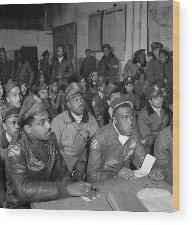 1945 Wood Print featuring the photograph Tuskegee Airmen, 1945 #4 by Granger