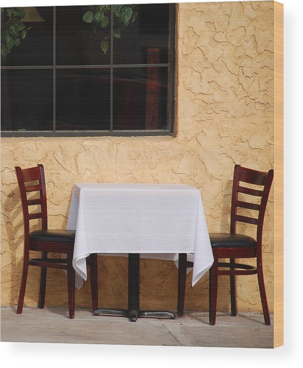Abstract Wood Print featuring the photograph Lets have lunch together by Susanne Van Hulst