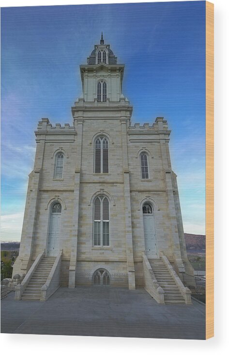 Manti Temple Wood Print featuring the photograph Manti Temple East Side by David Andersen