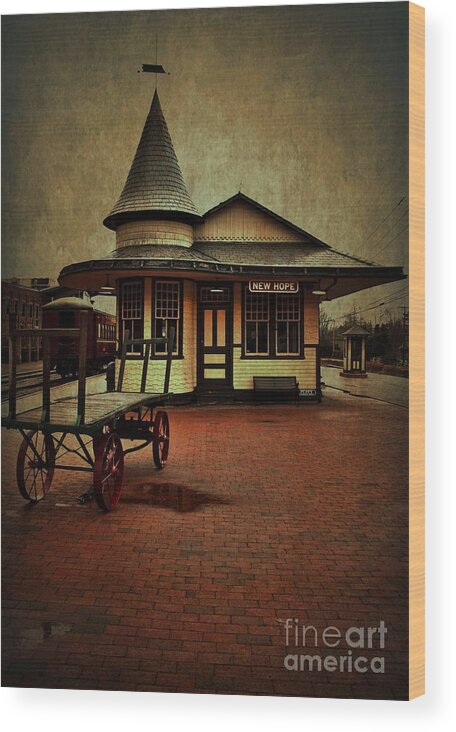 New Hope Ivyland Railroad Station Wood Print featuring the photograph New Hope Ivyland Train Station by Debra Fedchin