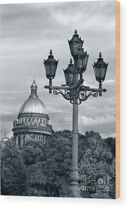  St Isaac Cathedral Wood Print featuring the photograph St Isaac Cathedral by Elena Nosyreva