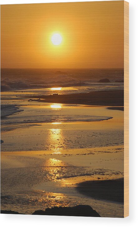 Sunset Beach Wood Print featuring the photograph Sunset Beach by Richard Hinger
