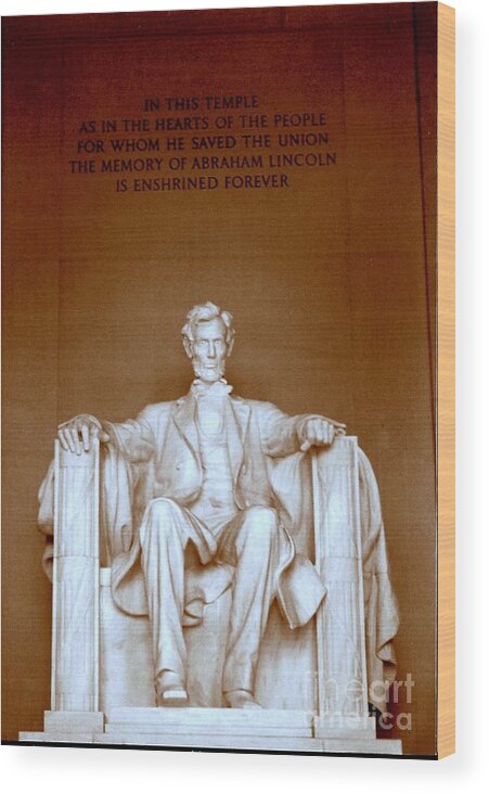 Lincoln Monument Photographs Wood Print featuring the photograph What Are You Thinking About by Michael Hoard