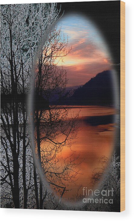 Kettle Falls Wood Print featuring the photograph Winter Morning by Loni Collins