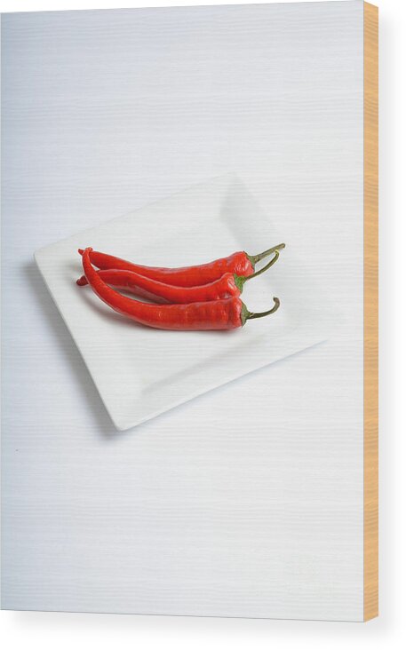 Arranged Wood Print featuring the photograph Red Chili Pepper by Photo Researchers, Inc.